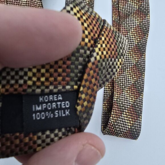 Necktie Mens Vintage Geoffrey Beene Mens Tie Yellow White Blue Size Is 57 x 4in - Picture 2 of 7